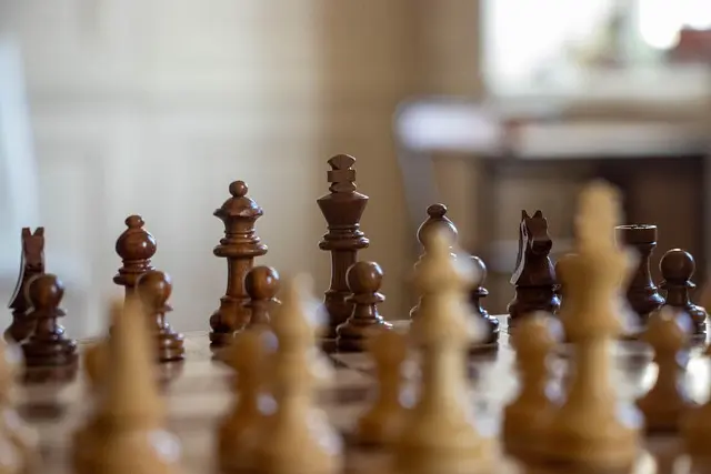 Les 5 Stratégies Essentielles pour Gagner au Jeu de Dames